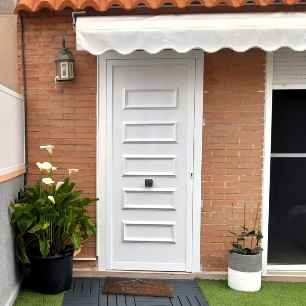 Puerta casa